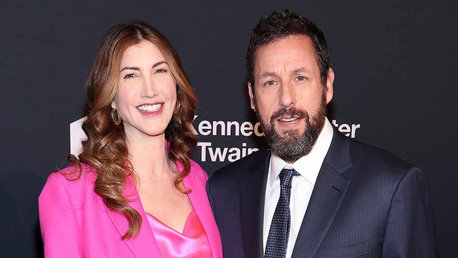 Adam Sandler le dedicó un romántico mensaje a su esposa por sus 20 años de casados
